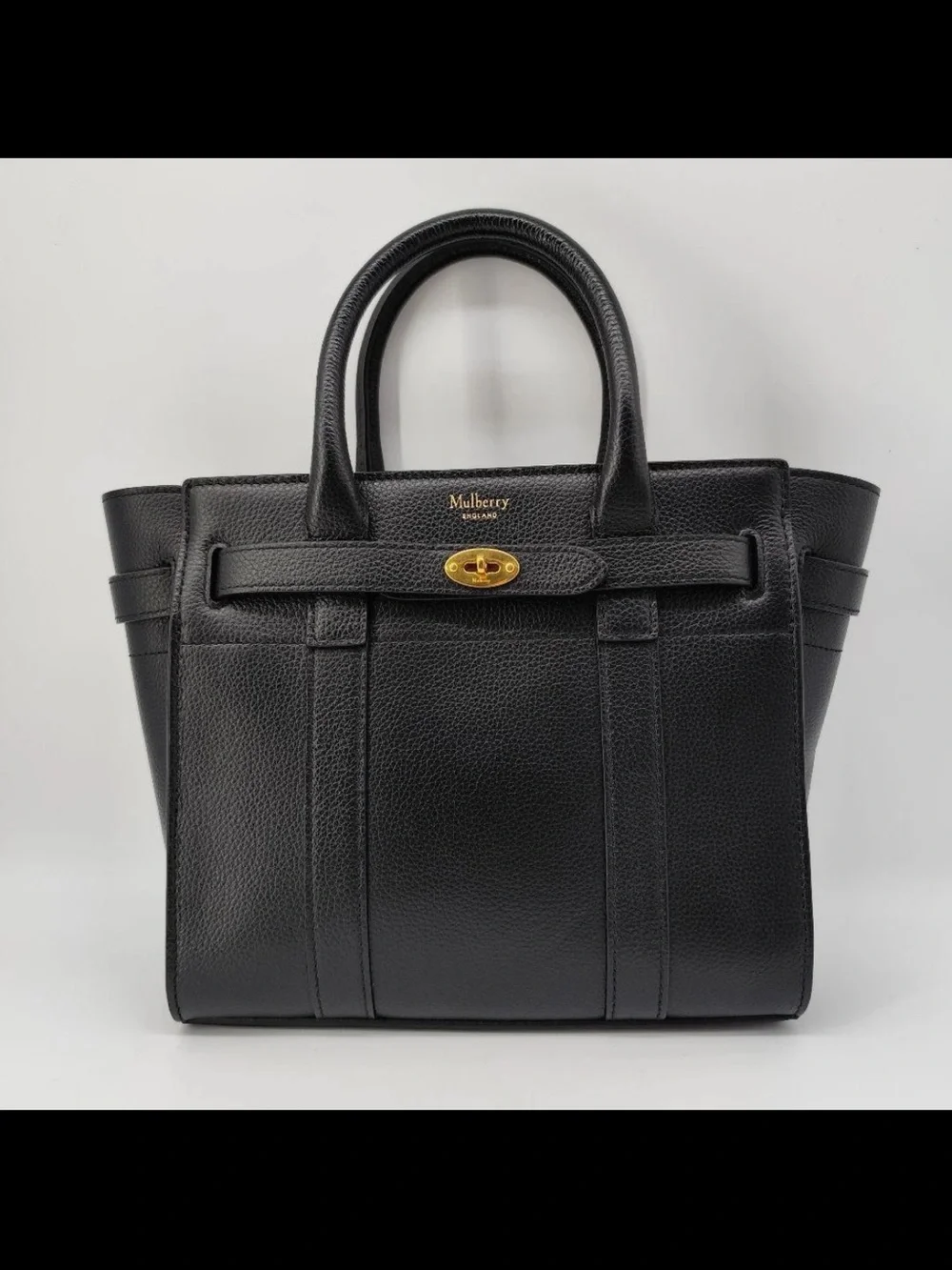 Mulberry structured pebbled